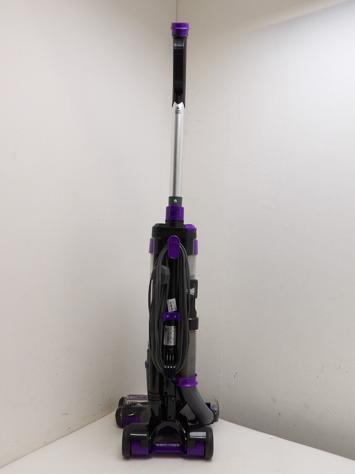 Vax Mach Air Upright Vacuum Cleaner Lightweight 820W UCA1GEV1 (13375/A7B5)