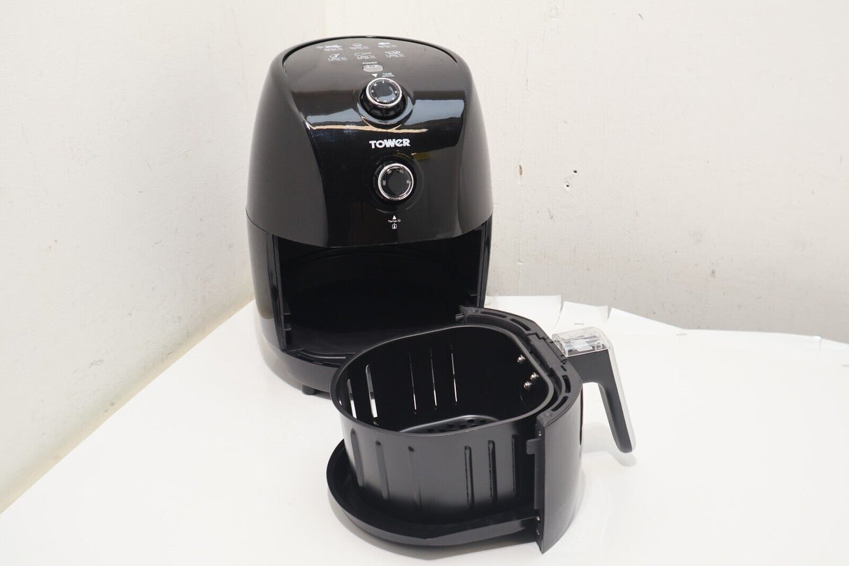 Tower T17025 Vortx Compact Air Fryer, 30-Minute Timer (14954/A4B2)